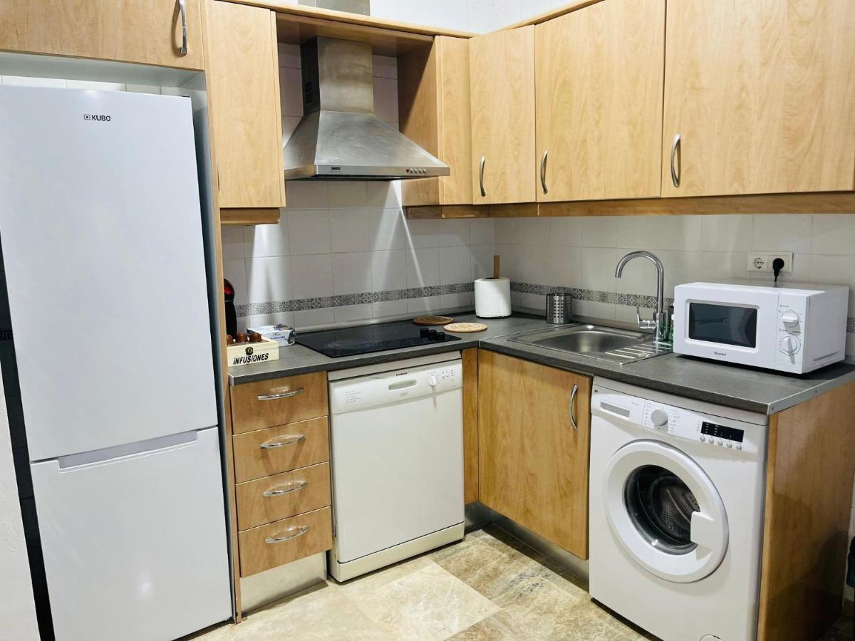 Apartamento Acogedor Y Moderno En Pleno Centro De Sevilla Con Parking Gratis ภายนอก รูปภาพ