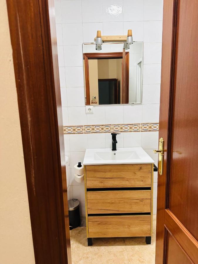 Apartamento Acogedor Y Moderno En Pleno Centro De Sevilla Con Parking Gratis ภายนอก รูปภาพ