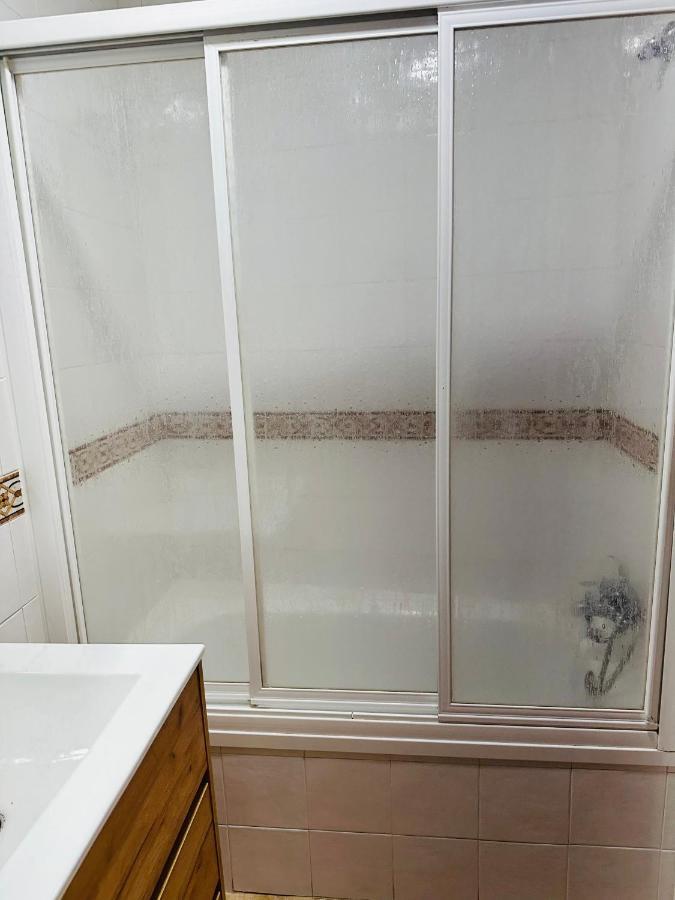 Apartamento Acogedor Y Moderno En Pleno Centro De Sevilla Con Parking Gratis ภายนอก รูปภาพ