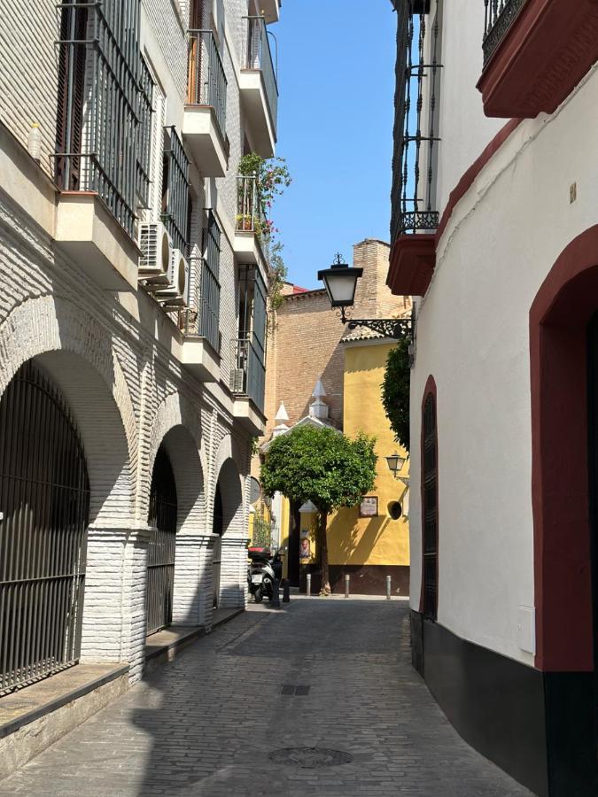 Apartamento Acogedor Y Moderno En Pleno Centro De Sevilla Con Parking Gratis ภายนอก รูปภาพ