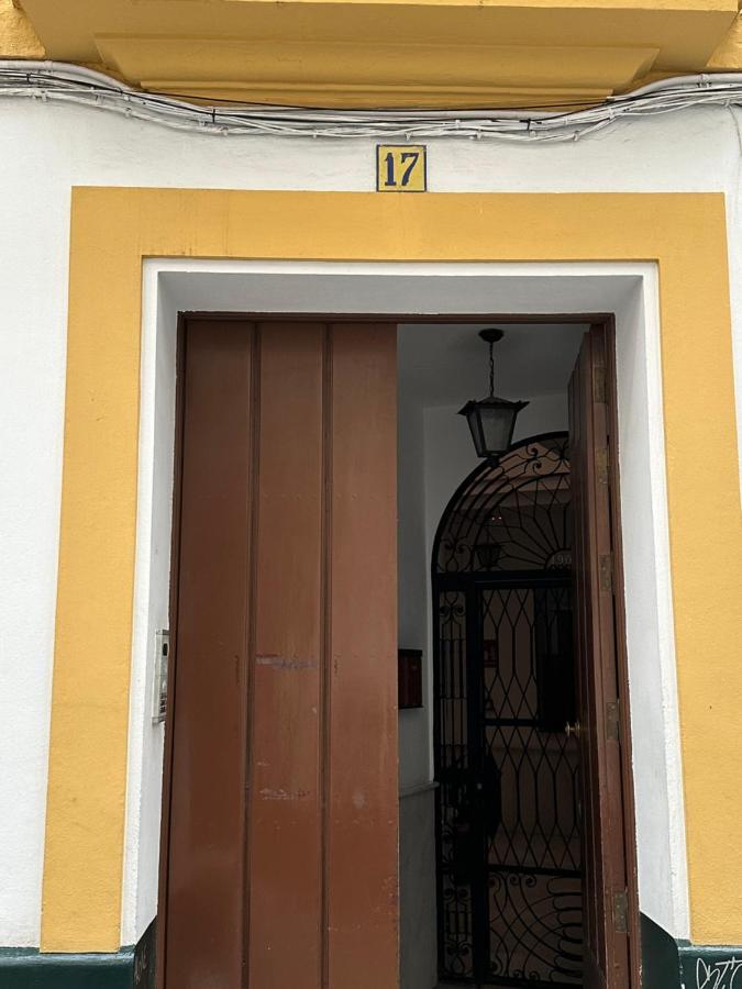 Apartamento Acogedor Y Moderno En Pleno Centro De Sevilla Con Parking Gratis ภายนอก รูปภาพ